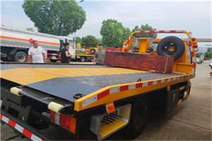 井陉矿区附近拖车电话号码服务